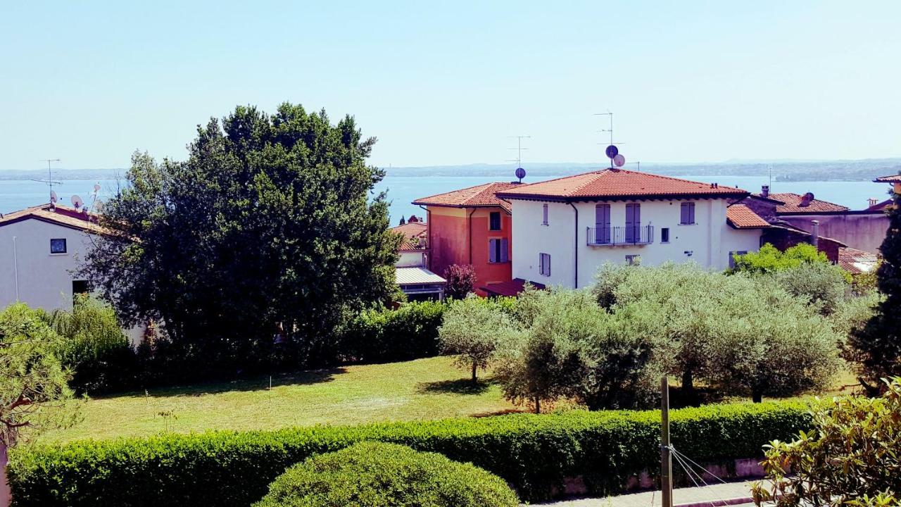 B&B Villa Fiorini Moniga del Garda Exterior foto